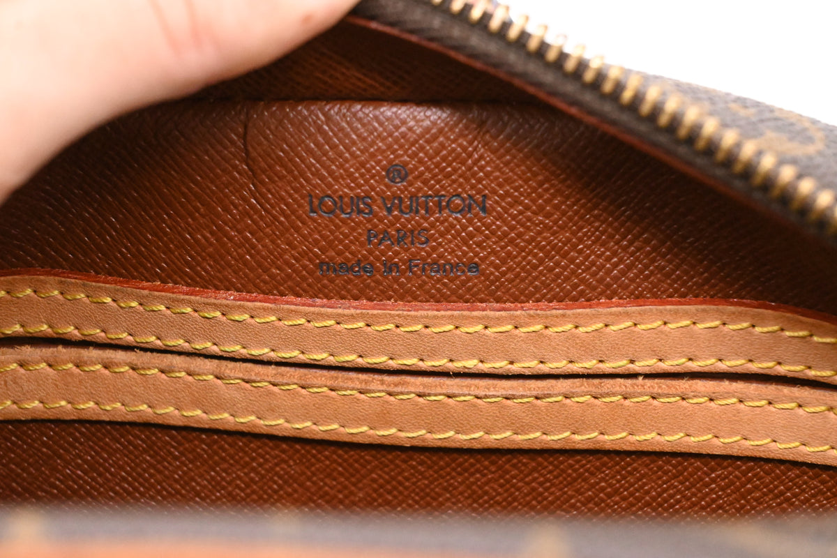 Louis Vuitton Blois in Monogram Canvas