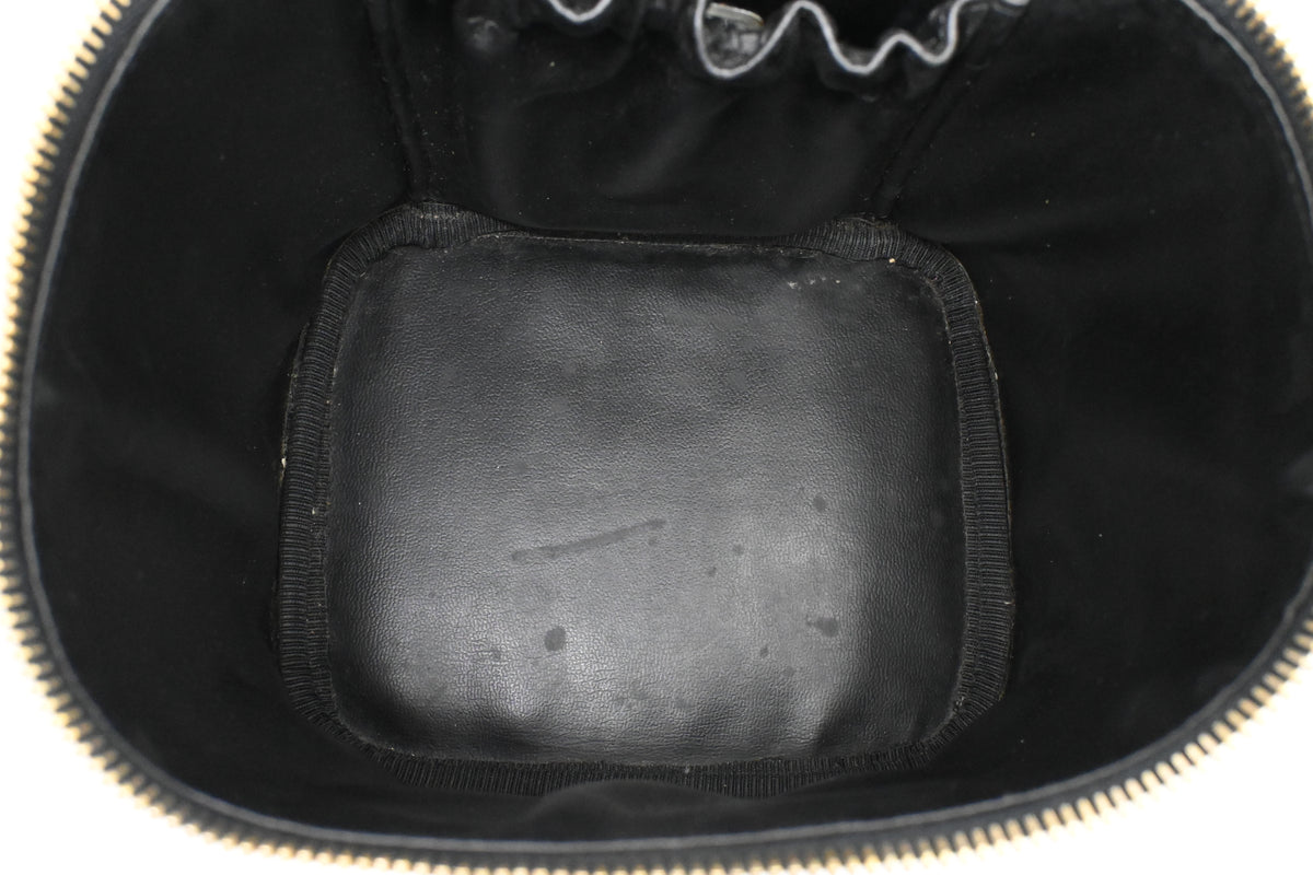 Chanel Vanity Bag in Black Caviar Leather