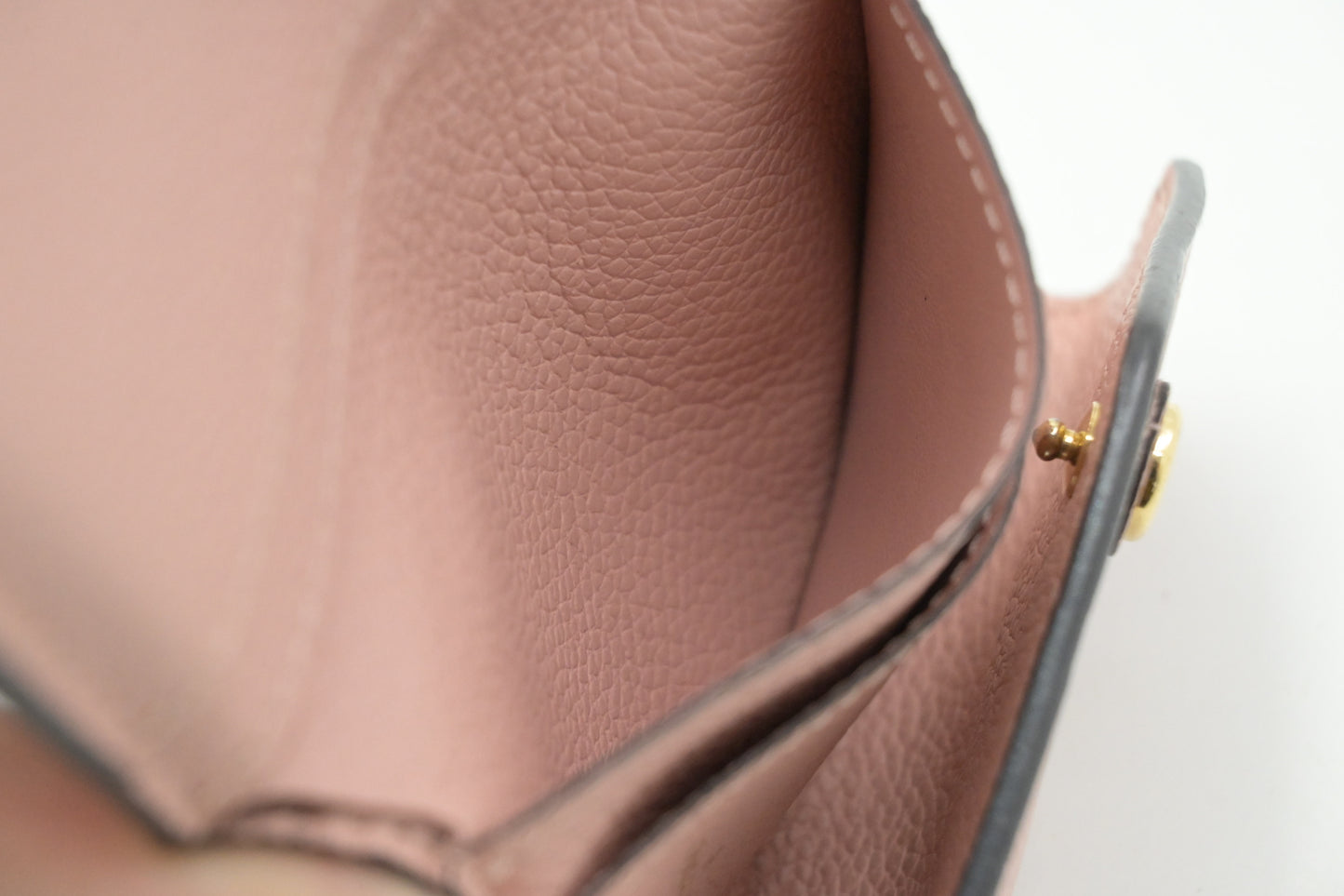 Louis Vuitton Zoe Wallet in Rose Poudre Empreinte Leather