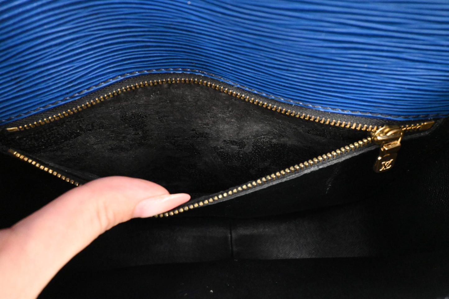 Louis Vuitton Saint Cloud in Blue Epi Leather