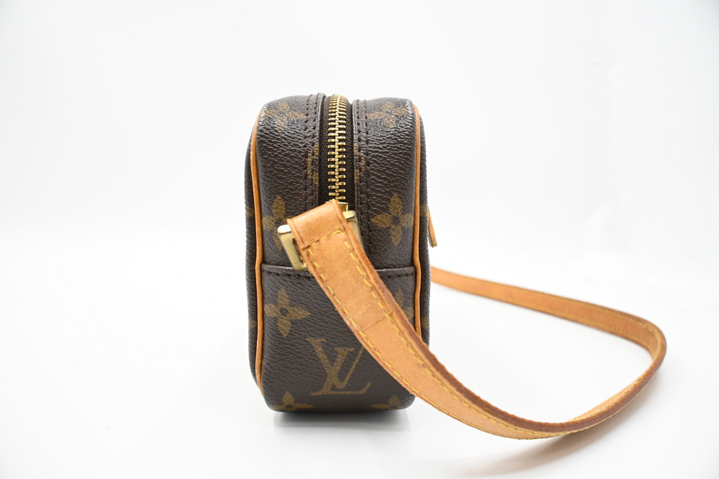 Louis Vuitton Pochette Cite in Monogram Canvas