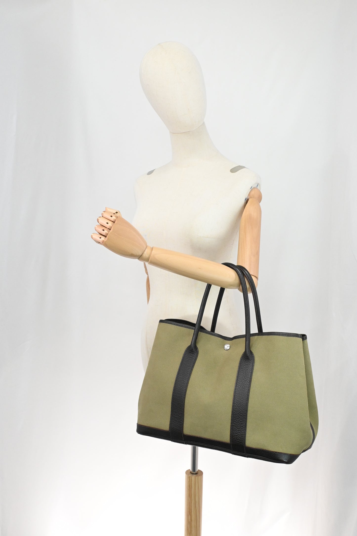 Hermes Garden Party 36 in Green Canvas
