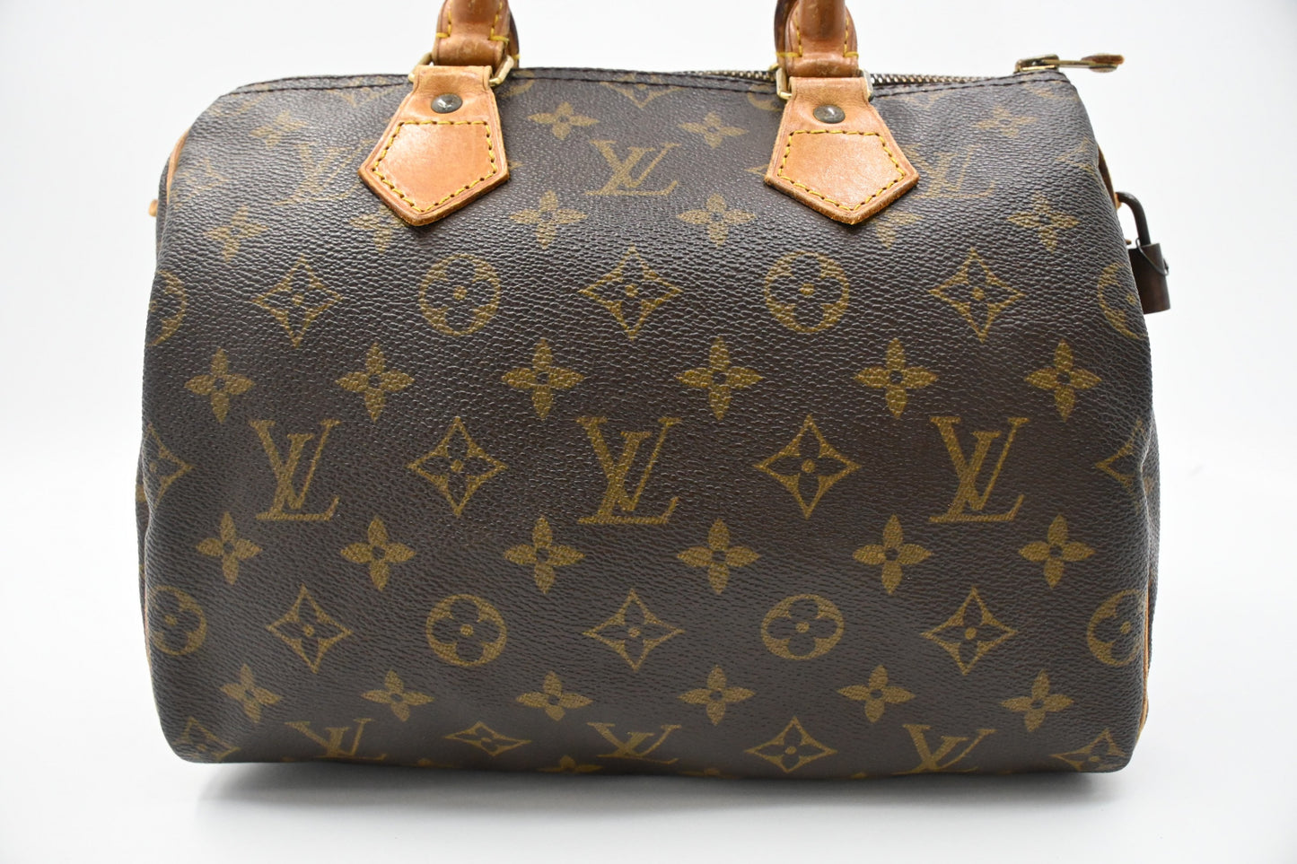 Louis Vuitton Speedy 25 in Monogram Canvas