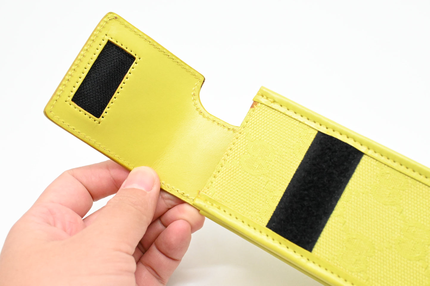 Gucci Pouch in Yellow Canvas and Leather