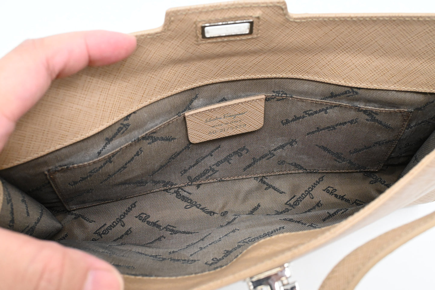 Ferragamo Handbag in Beige Leather