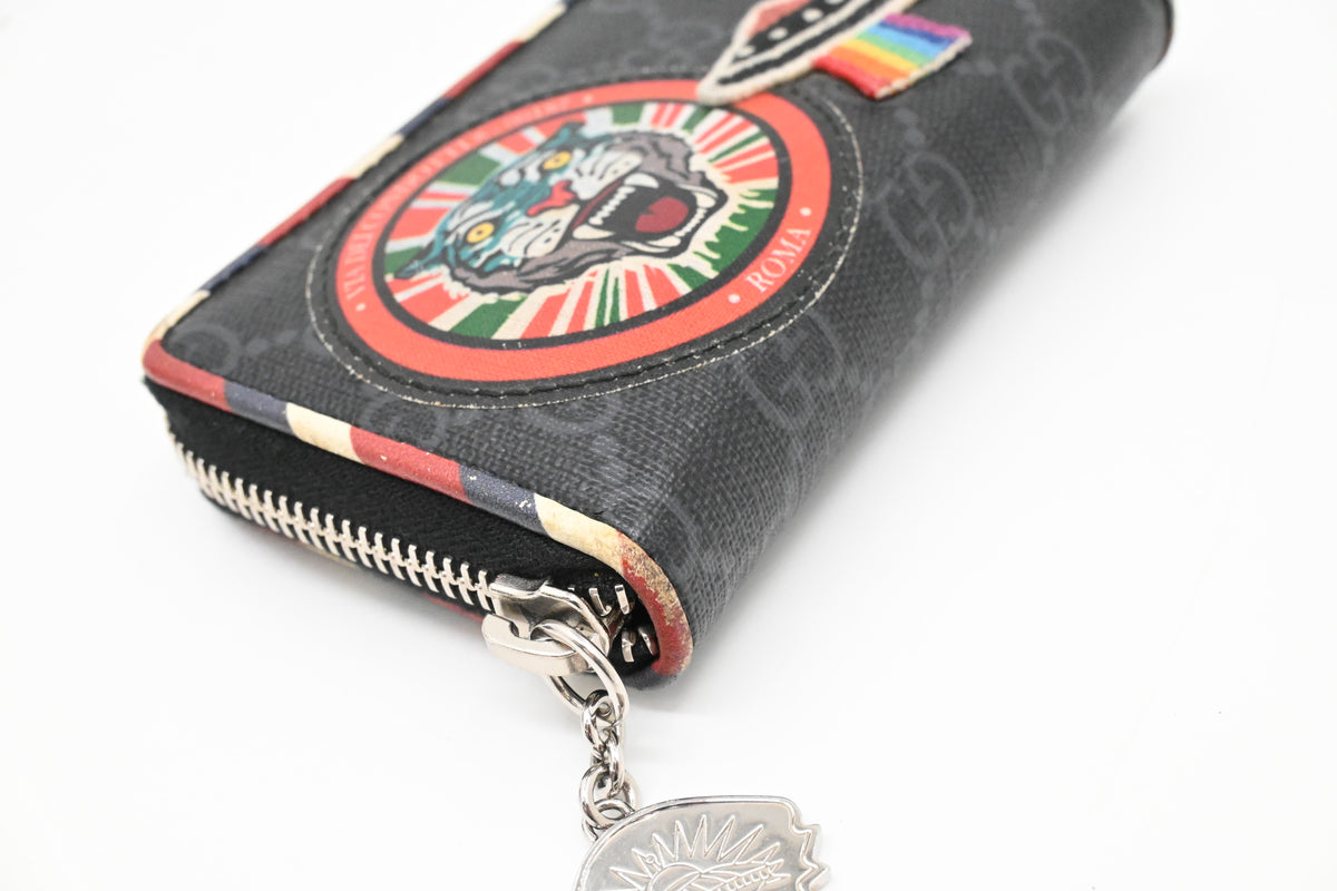 Gucci Via Dei Condotti 8 Coin Case in Black Canvas