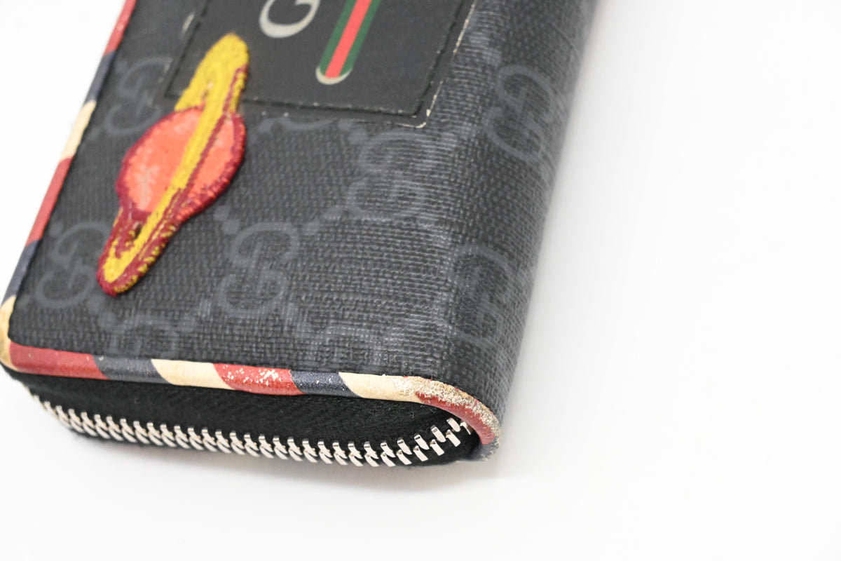 Gucci Via Dei Condotti 8 Coin Case in Black Canvas