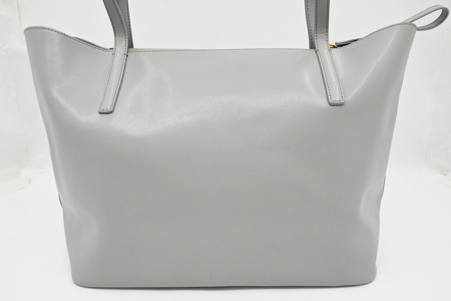Ferragamo Gancini City Tote in Gray Leather