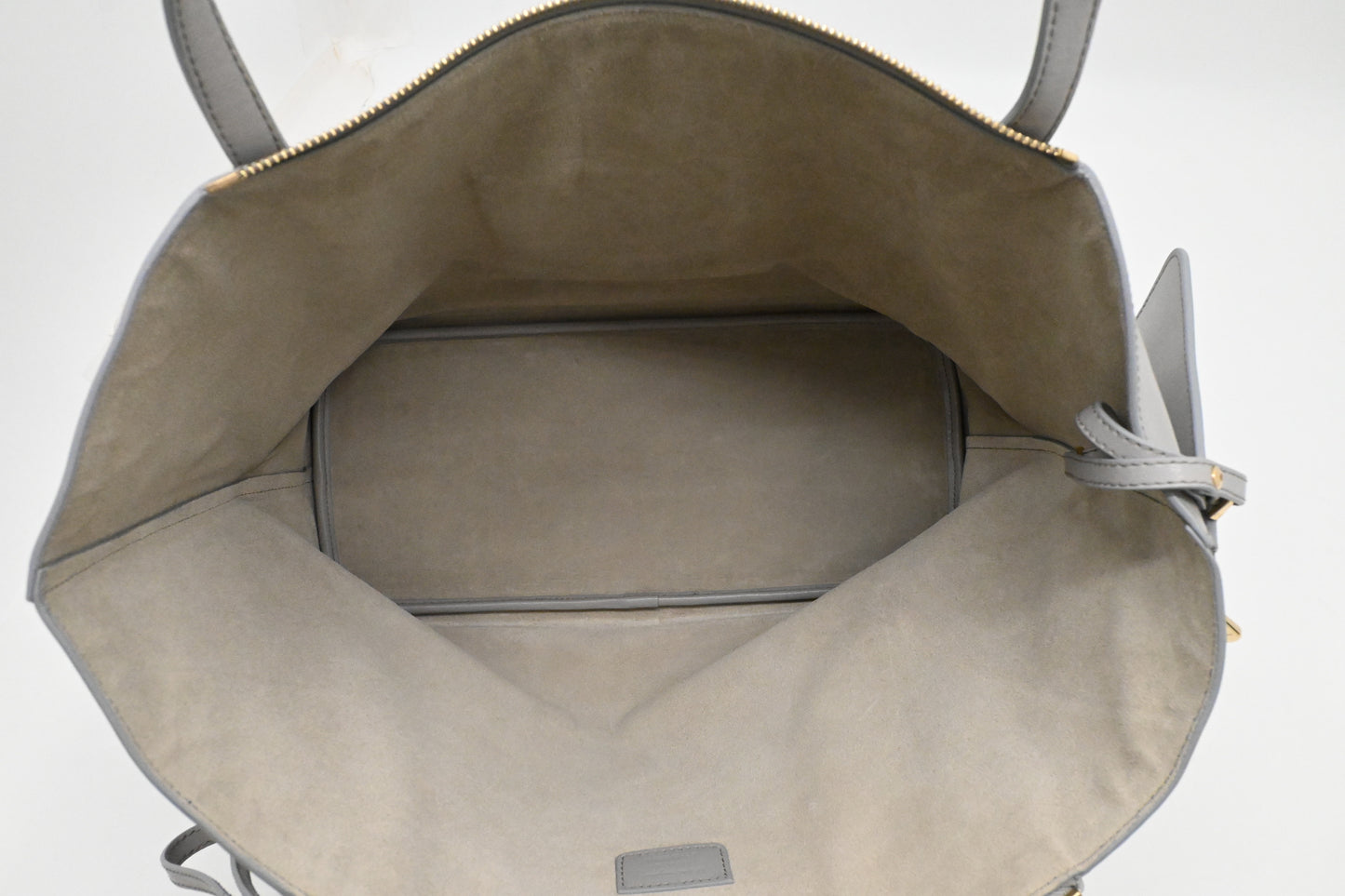 Ferragamo Gancini City Tote in Gray Leather