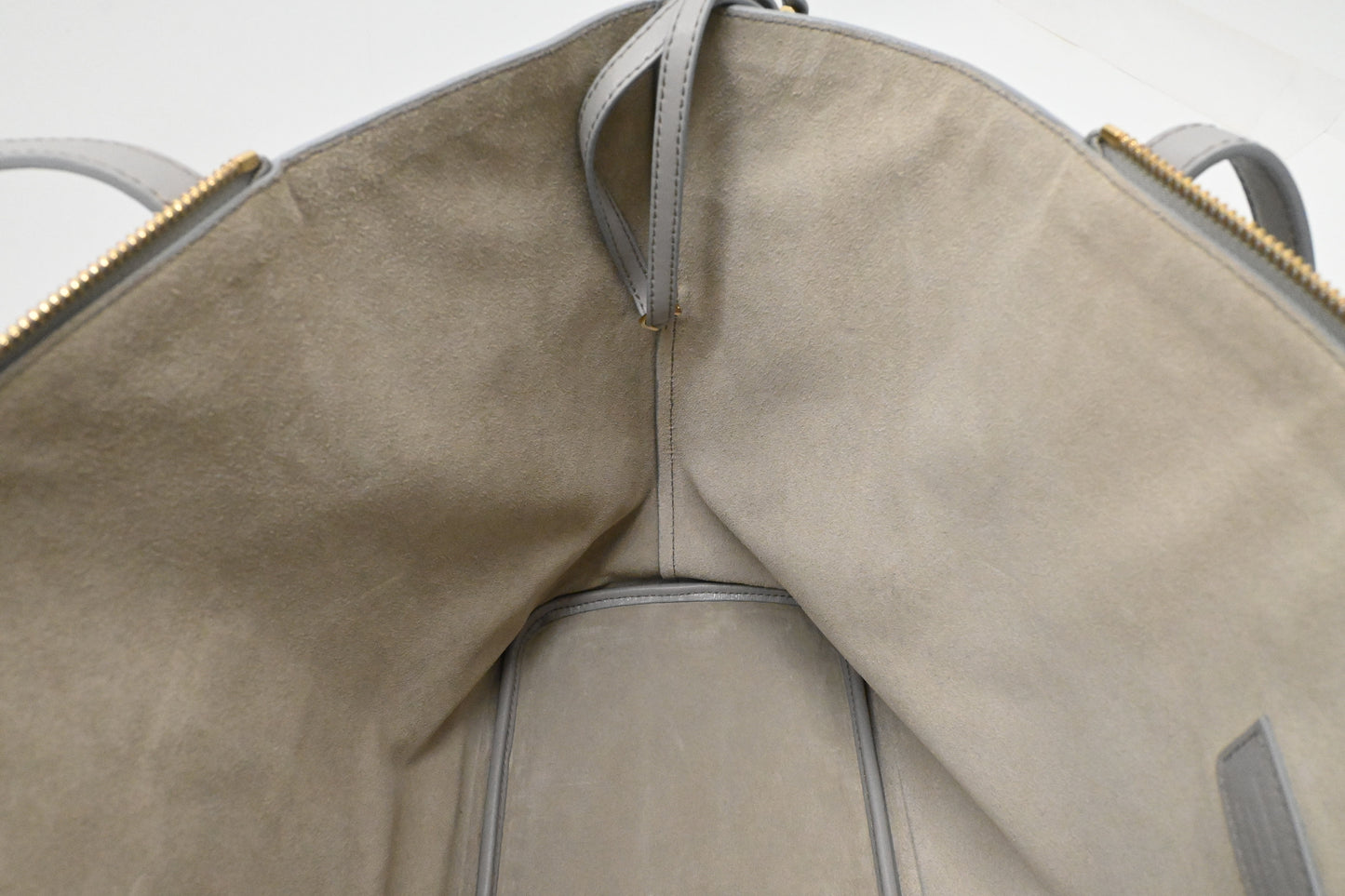 Ferragamo Gancini City Tote in Gray Leather