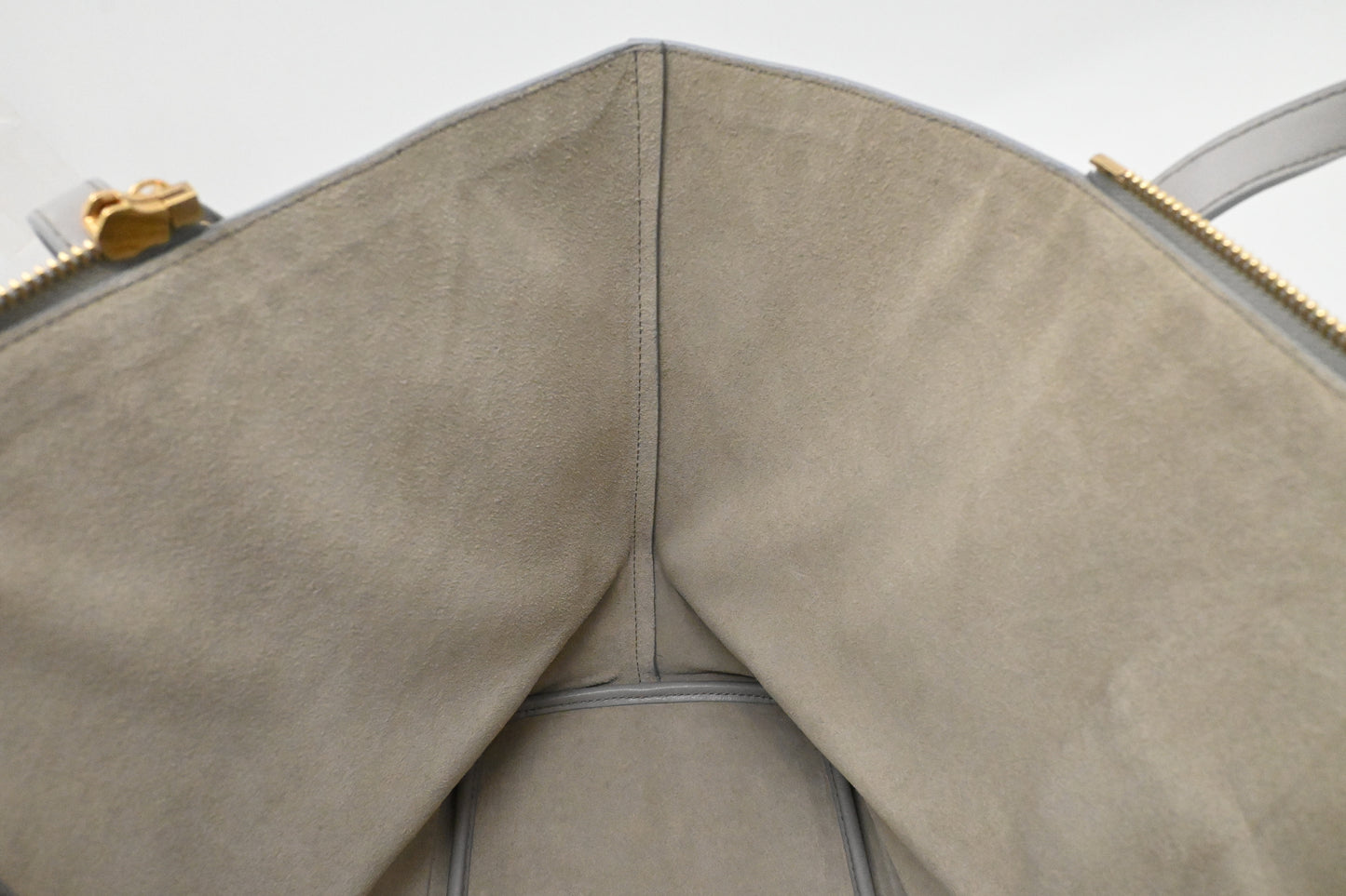 Ferragamo Gancini City Tote in Gray Leather