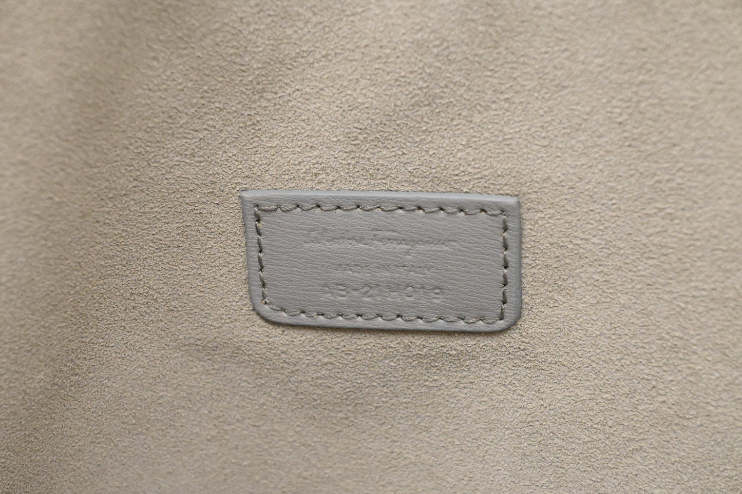Ferragamo Gancini City Tote in Gray Leather