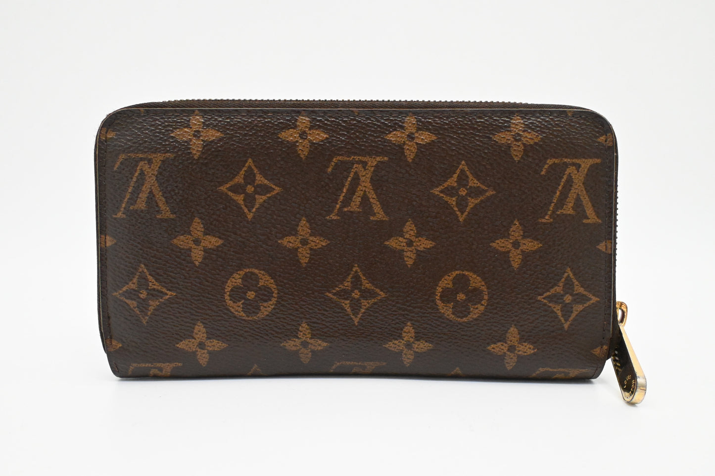 Louis Vuitton Zippy Wallet in Monogram Canvas