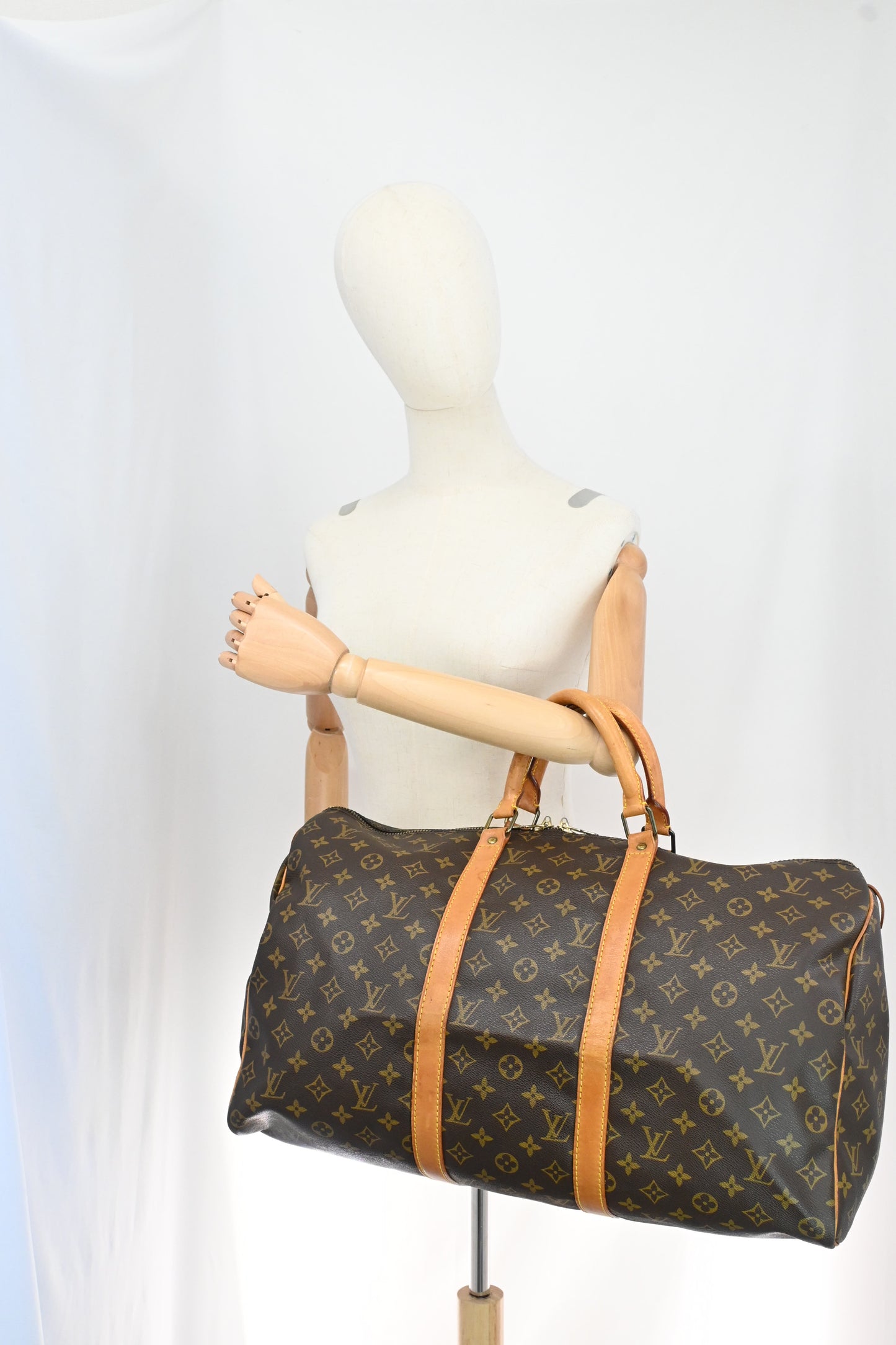 Louis Vuitton Keepall 50 in Monogram Canvas