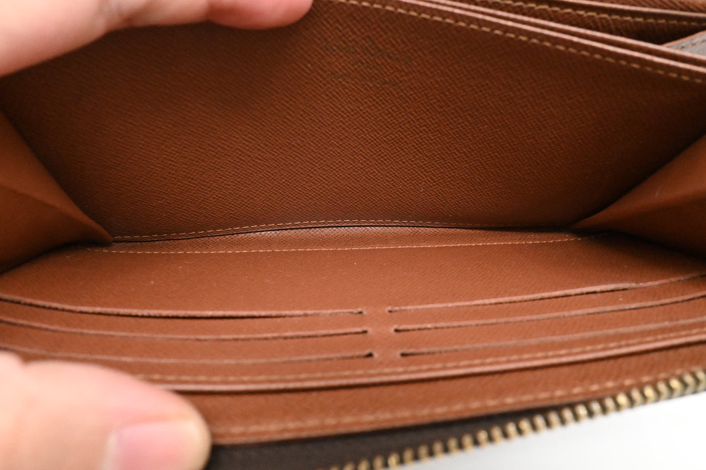 Louis Vuitton Zippy Wallet in Monogram Canvas