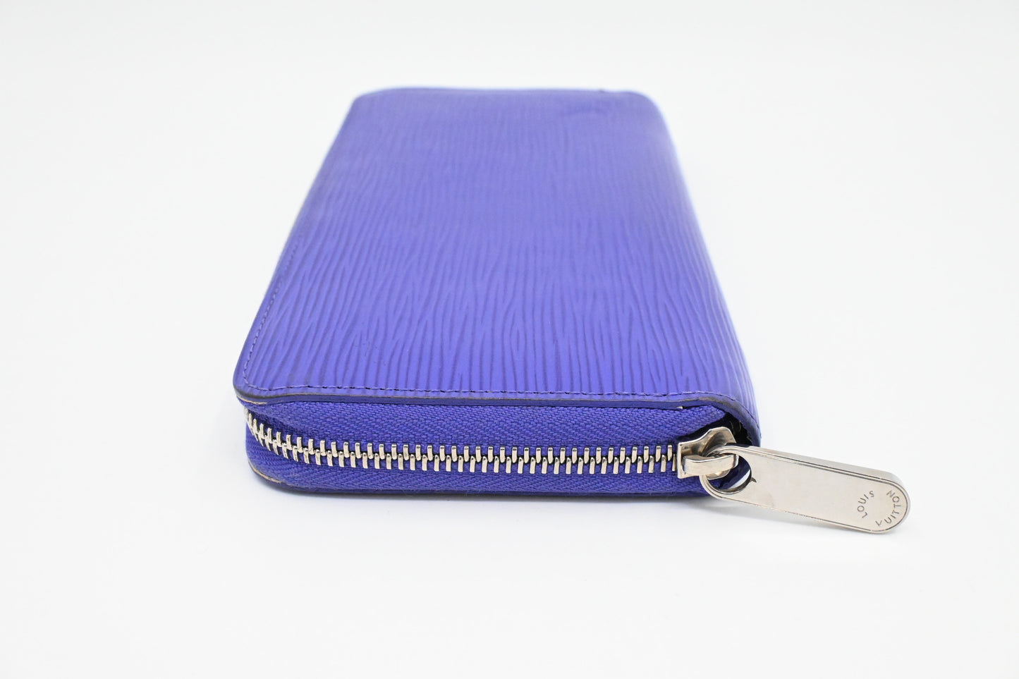 Louis Vuitton Zippy Long Wallet in Purple Epi Leather