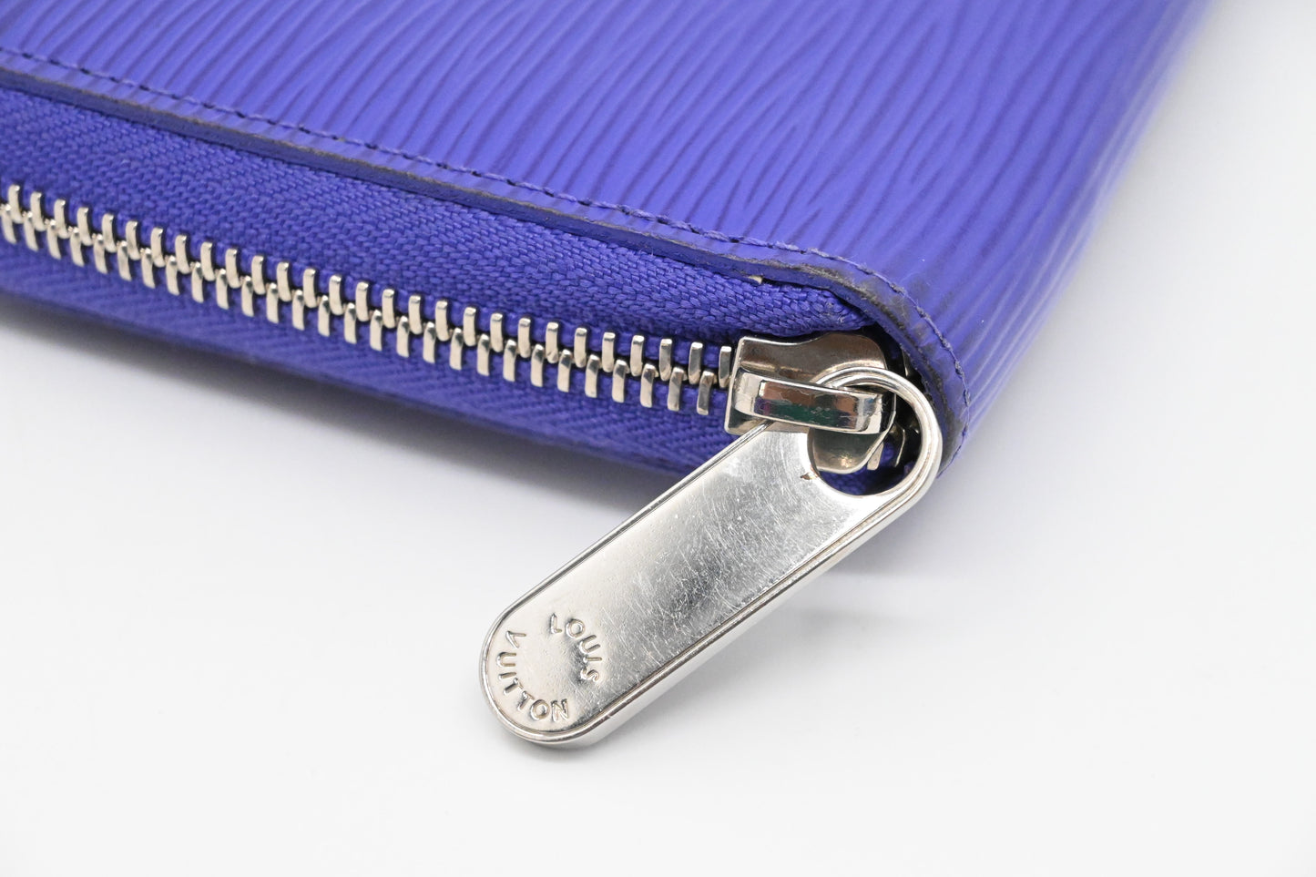 Louis Vuitton Zippy Long Wallet in Purple Epi Leather