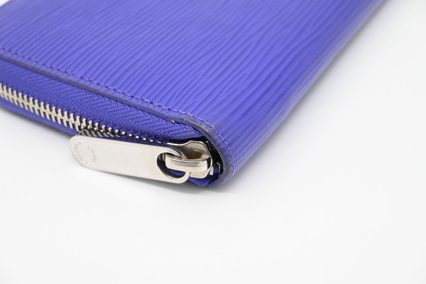 Louis Vuitton Zippy Long Wallet in Purple Epi Leather