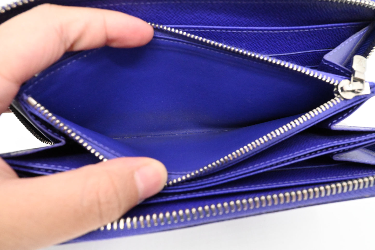 Louis Vuitton Zippy Long Wallet in Purple Epi Leather