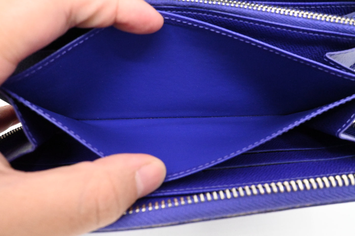 Louis Vuitton Zippy Long Wallet in Purple Epi Leather