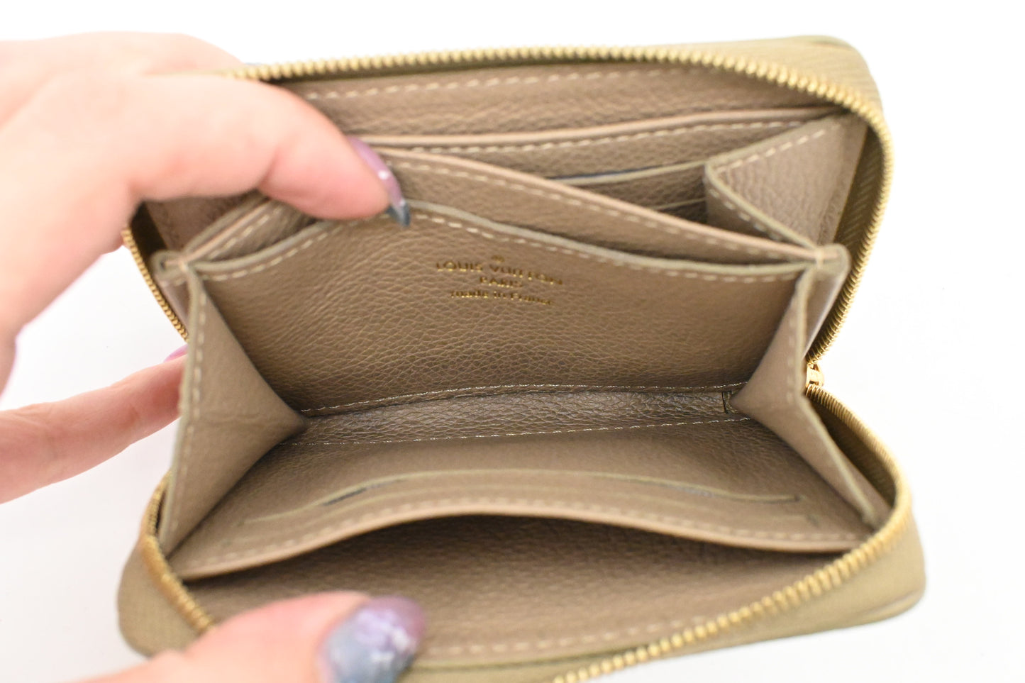 Louis Vuitton Bicolor Zippy Wallet in Olive Green Leather