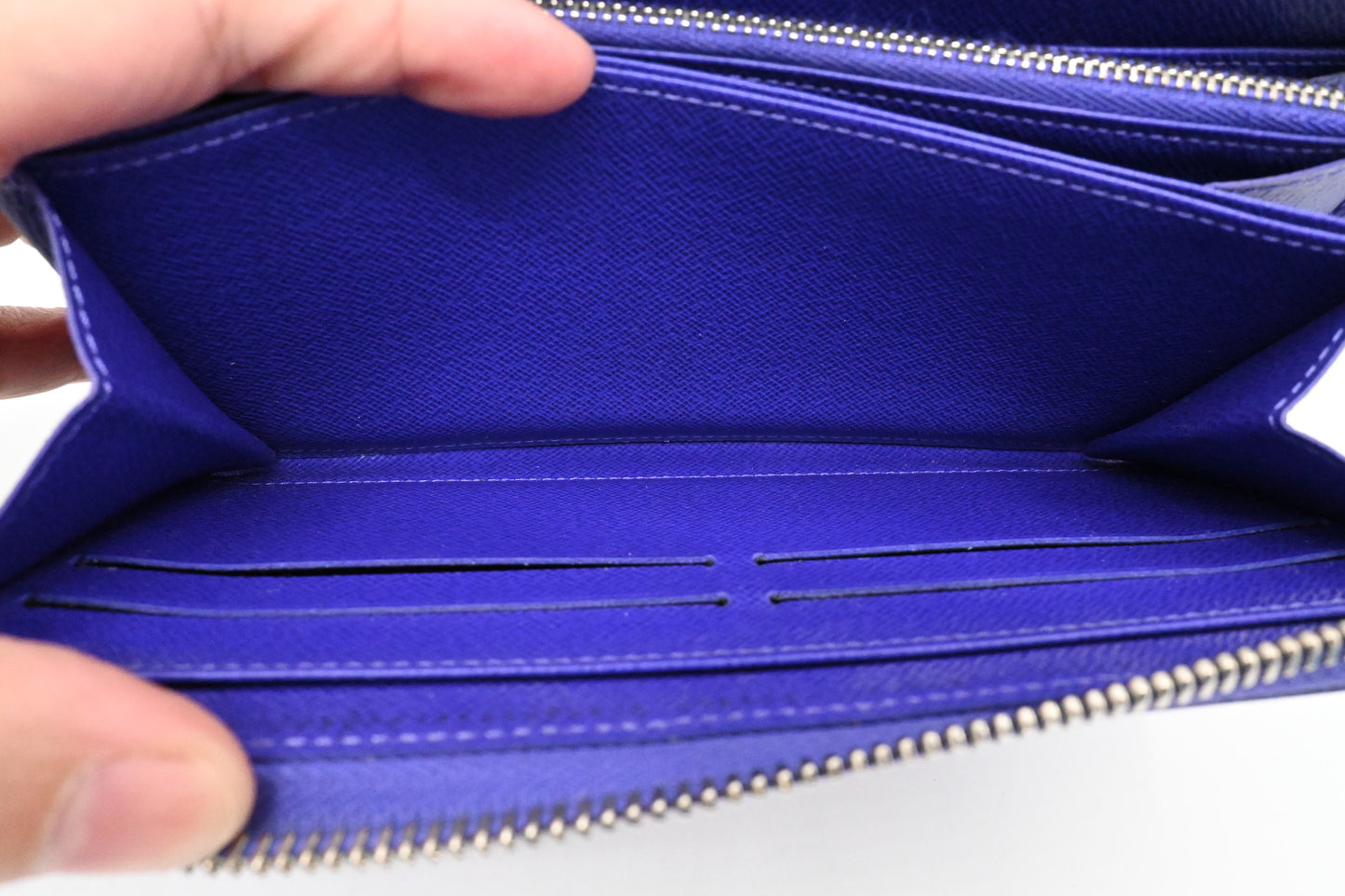 Louis Vuitton Zippy Long Wallet in Purple Epi Leather