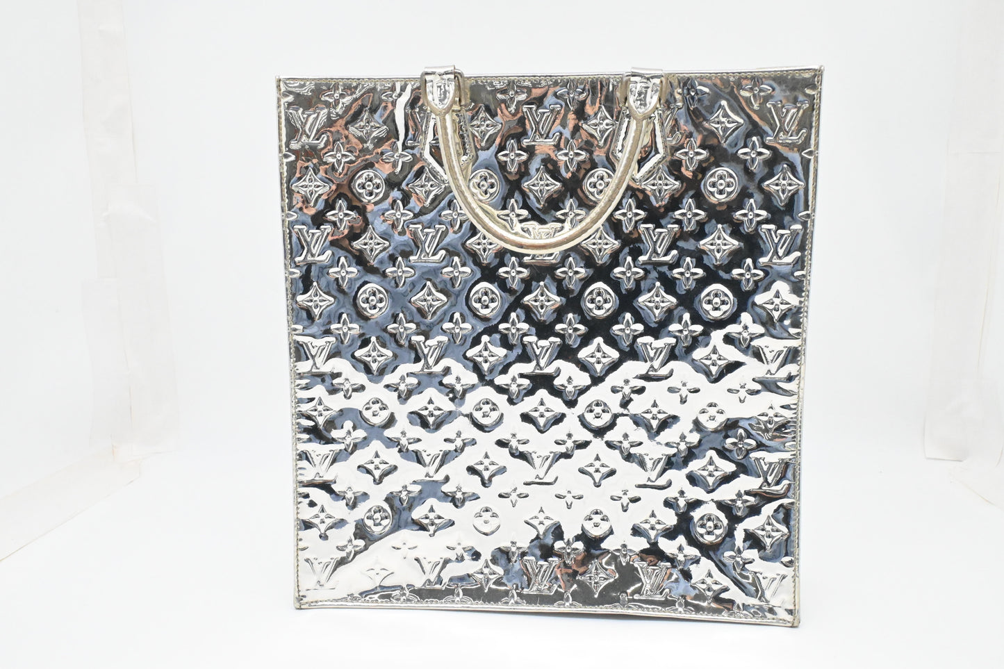 Louis Vuitton Sac Plat in Miroir Vernis Leather