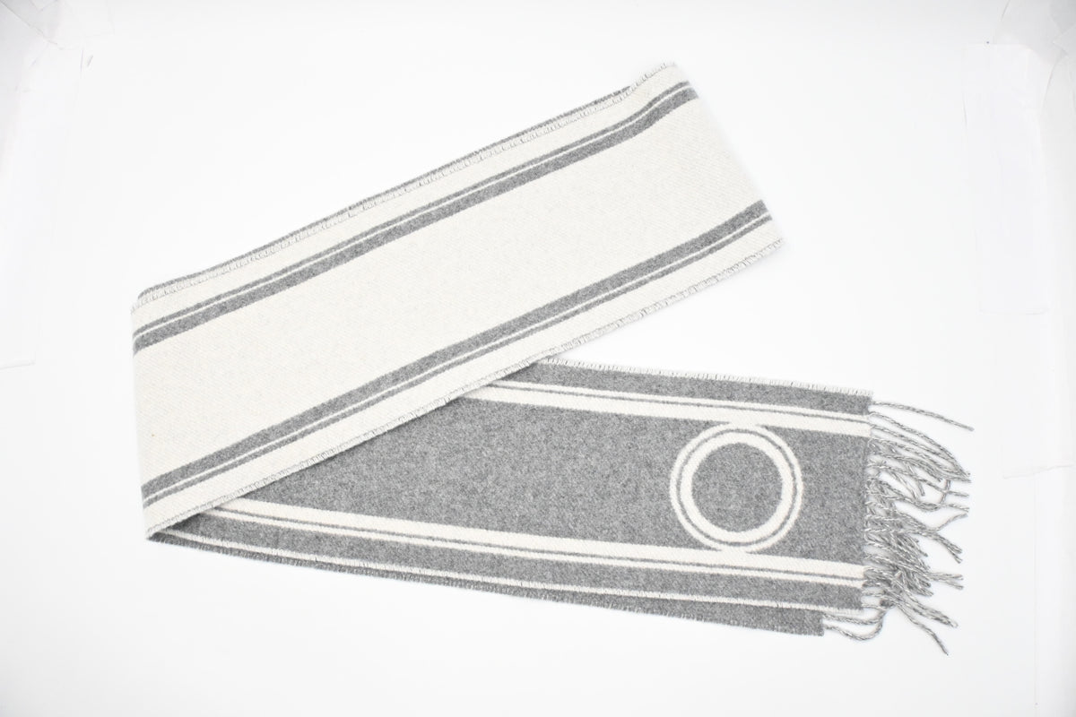 Hermes Scarf Bande de Repos in Grey and White Cashmere