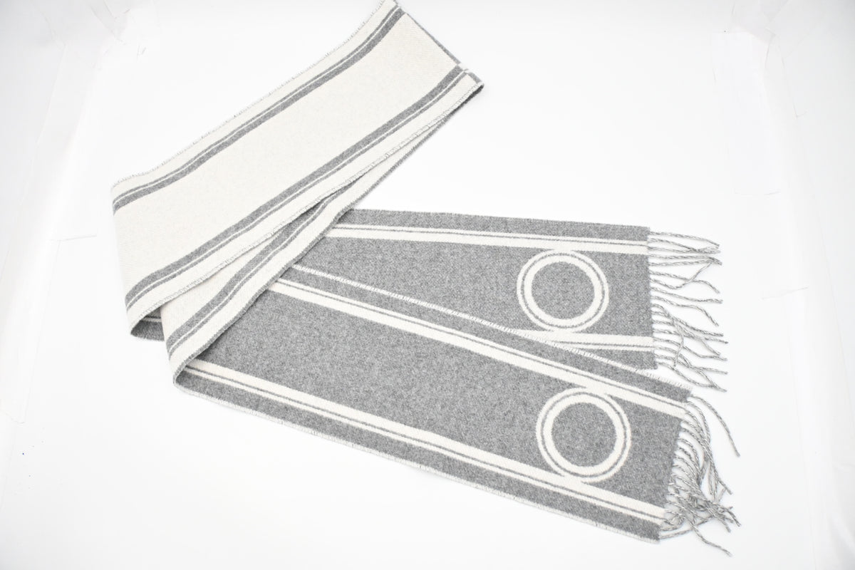 Hermes Scarf Bande de Repos in Grey and White Cashmere