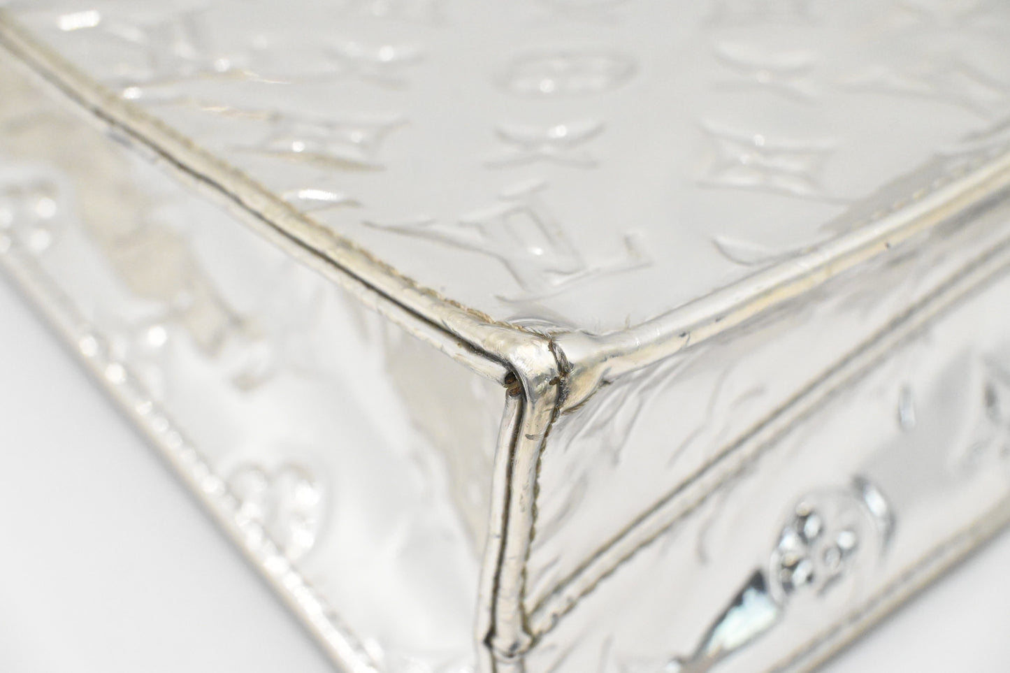 Louis Vuitton Sac Plat in Miroir Vernis Leather
