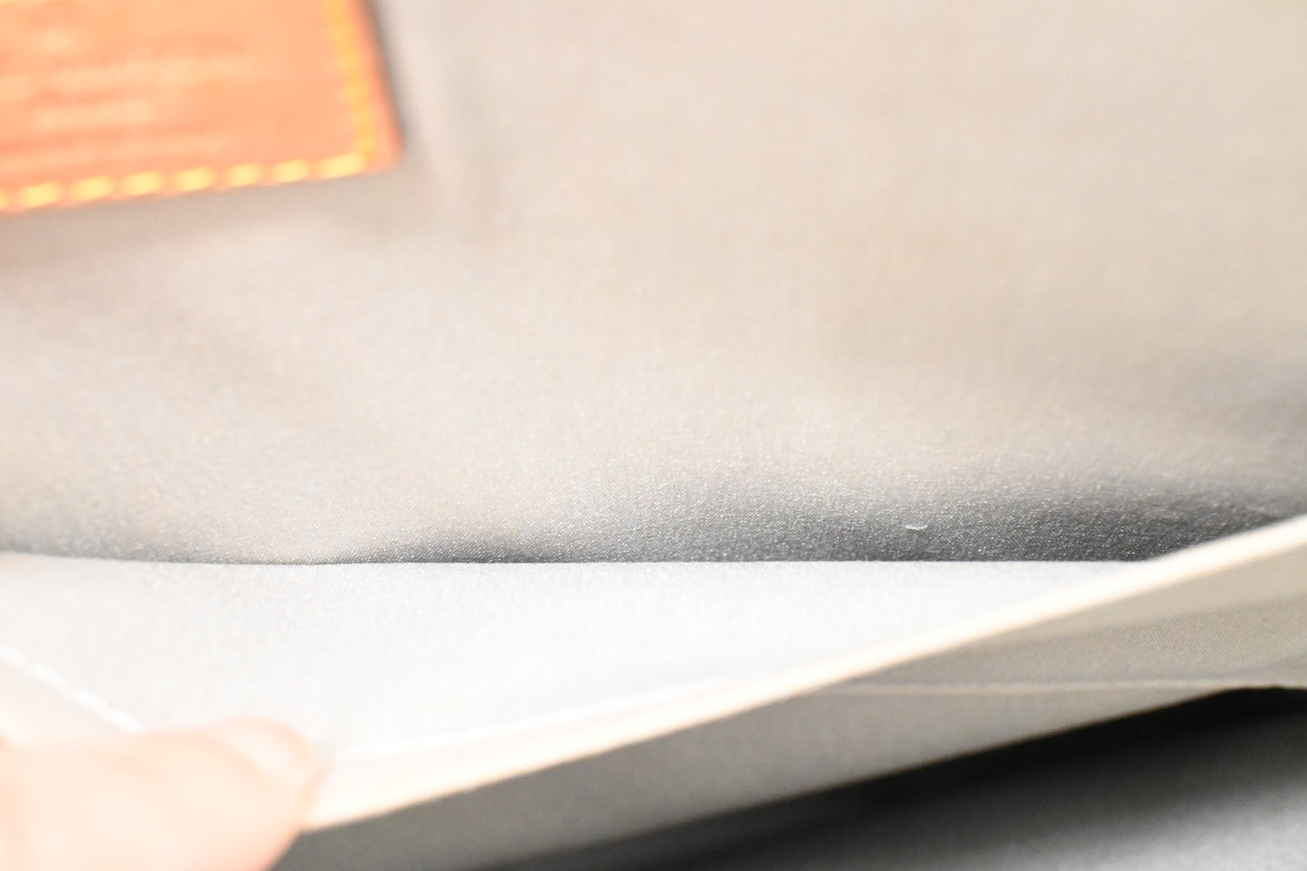 Louis Vuitton Sac Plat in Miroir Vernis Leather