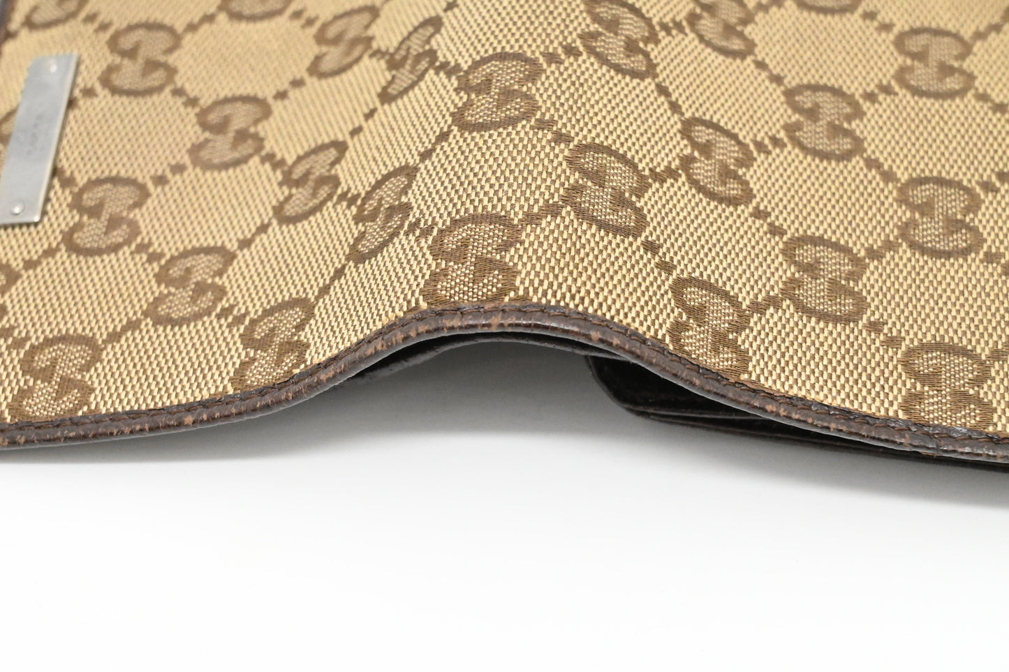 Gucci Compact Wallet in Brown Canvas