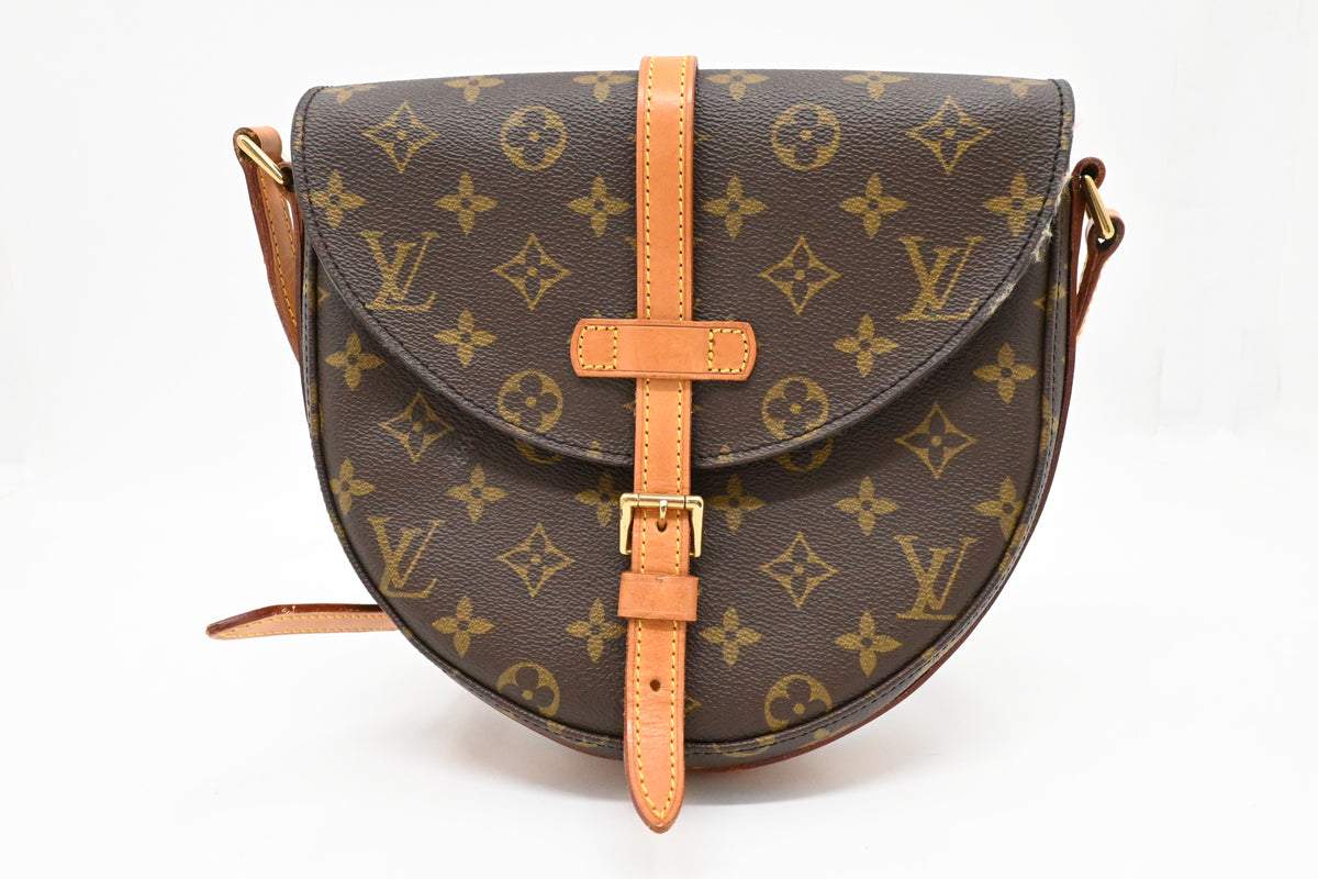 Louis Vuitton Chantilly MM in Monogram Canvas
