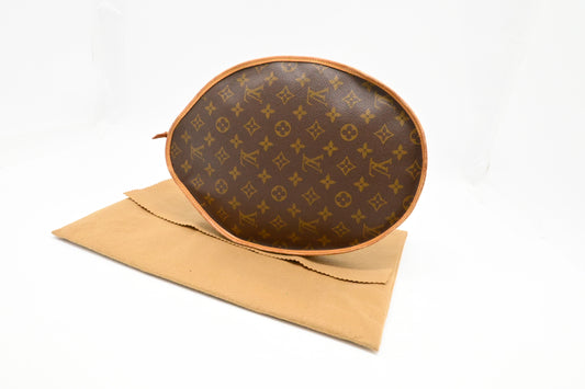 Louis Vuitton Racket Cover in Monogram Canvas