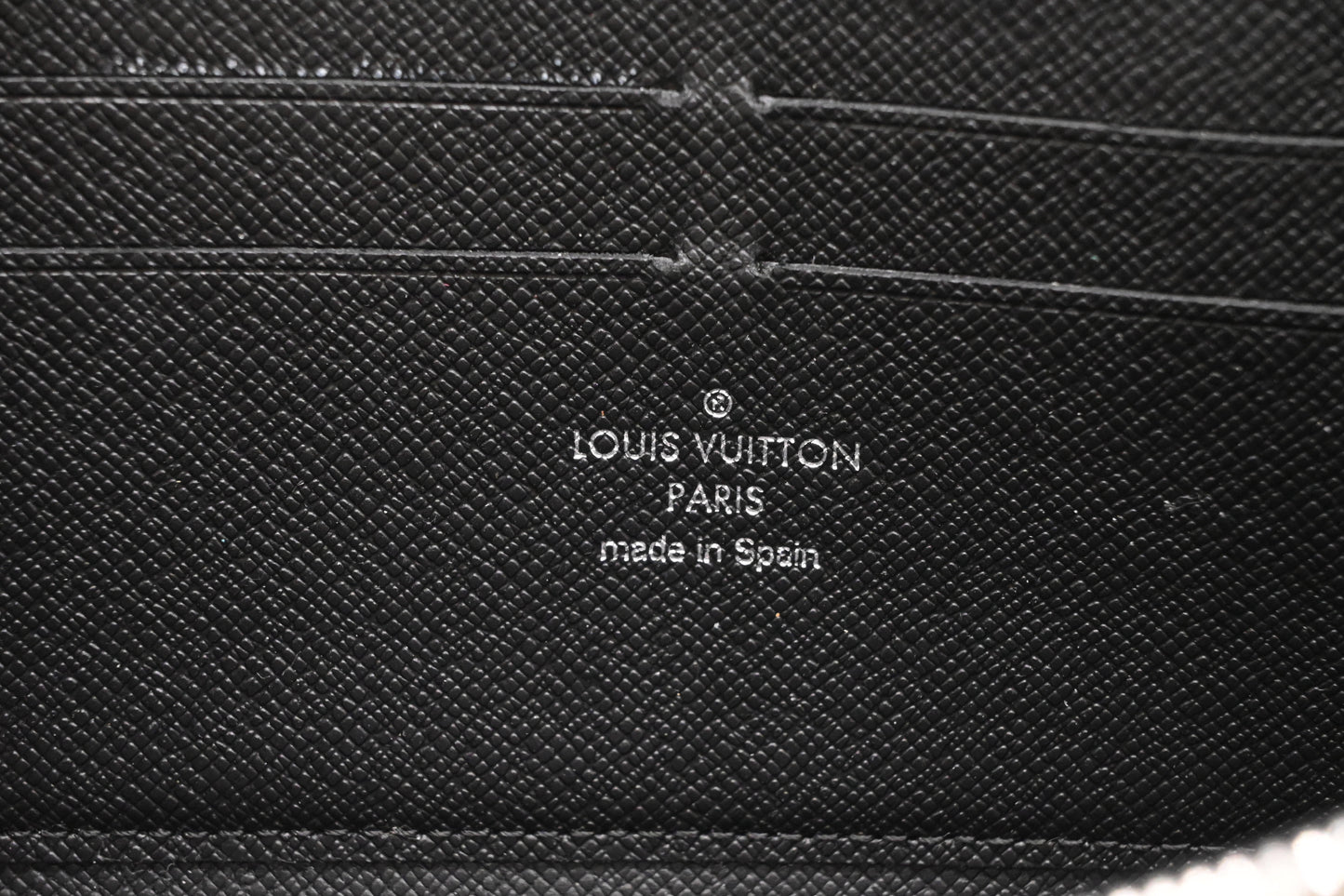 Louis Vuitton Zippy Wallet in Black Epi Leather