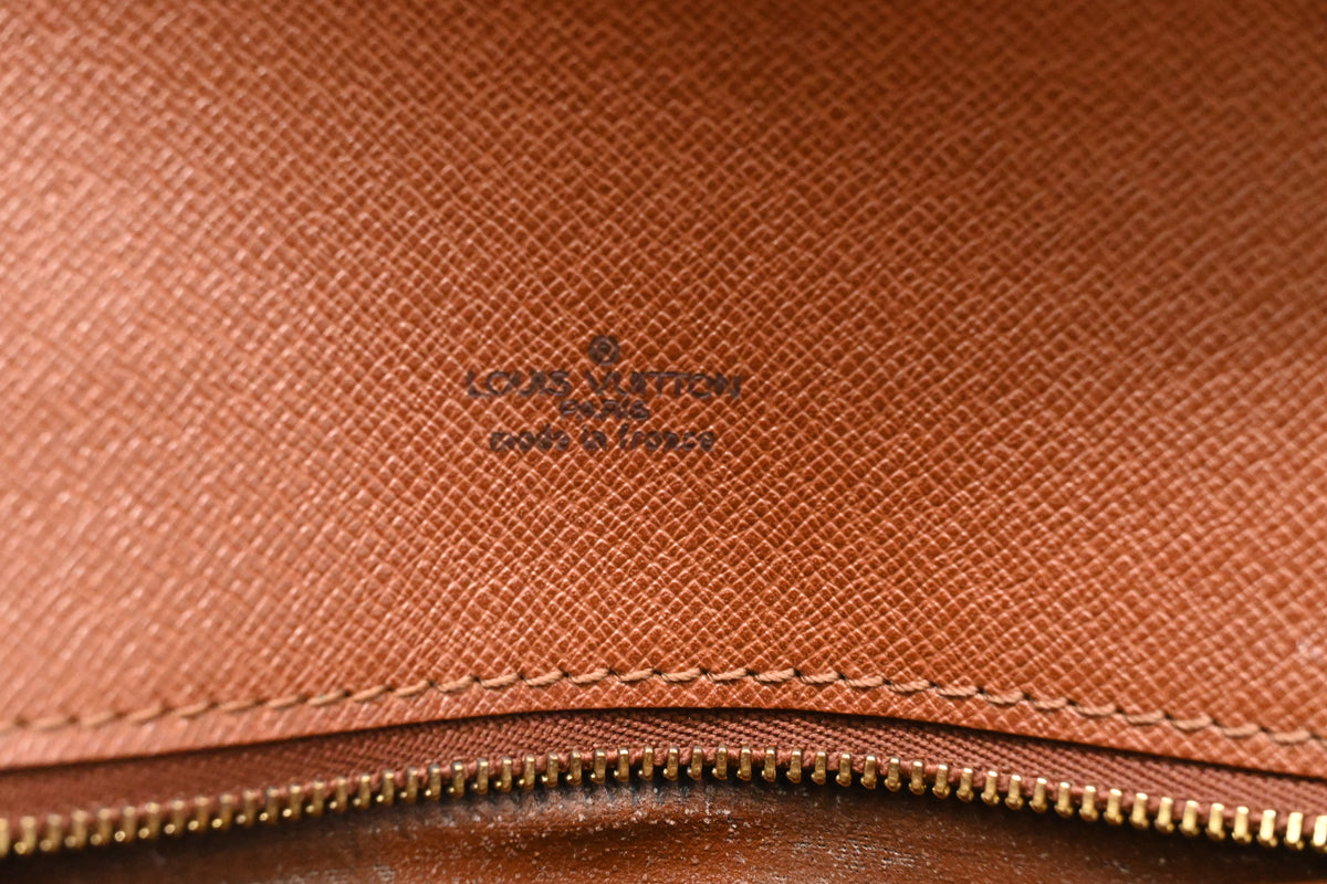 Louis Vuitton Chantilly MM in Monogram Canvas