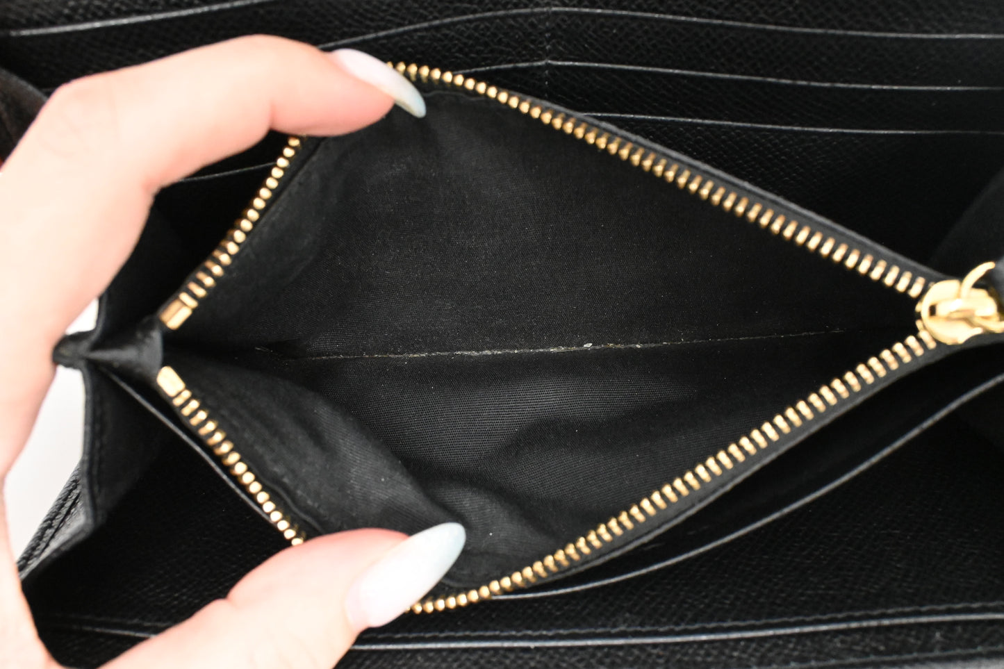 Ferragamo Wallet in Black Leather