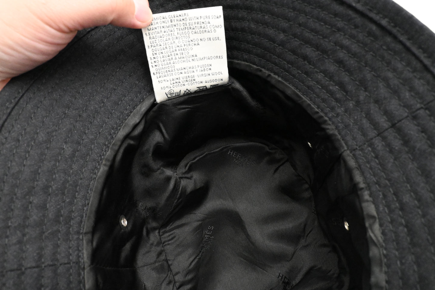 Hermes Bucket Hat in Black Cotton and Wool