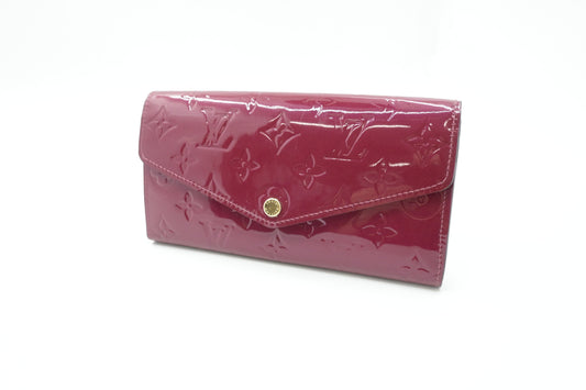Louis Vuitton Sarah Wallet in Indian Rose Vernis Leather