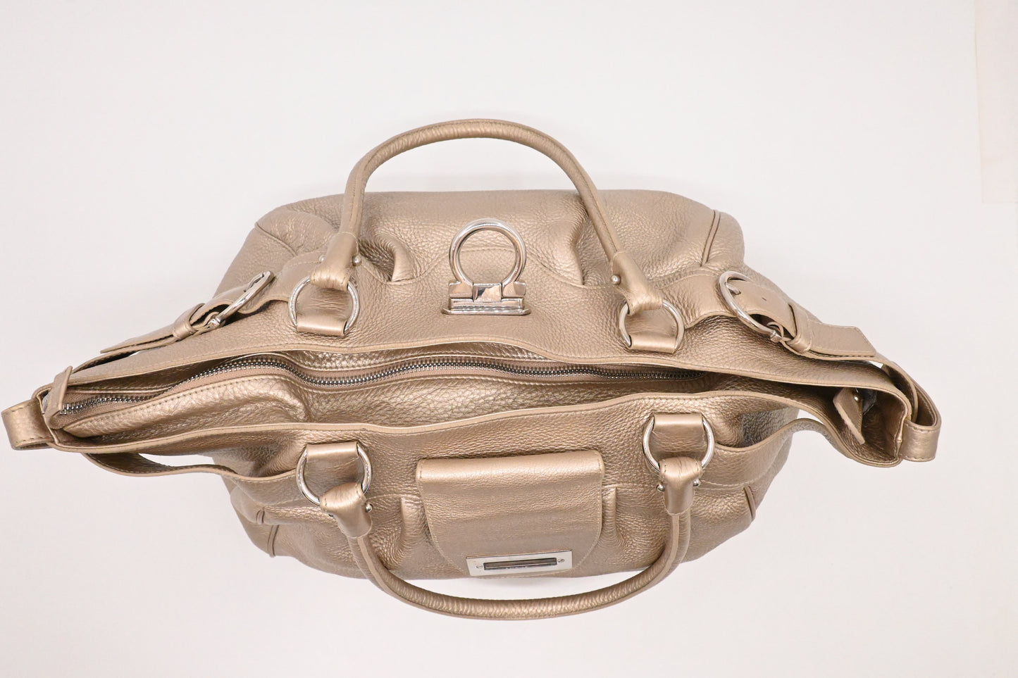 Ferragamo Tote Bag Gancini in Champagne Leather