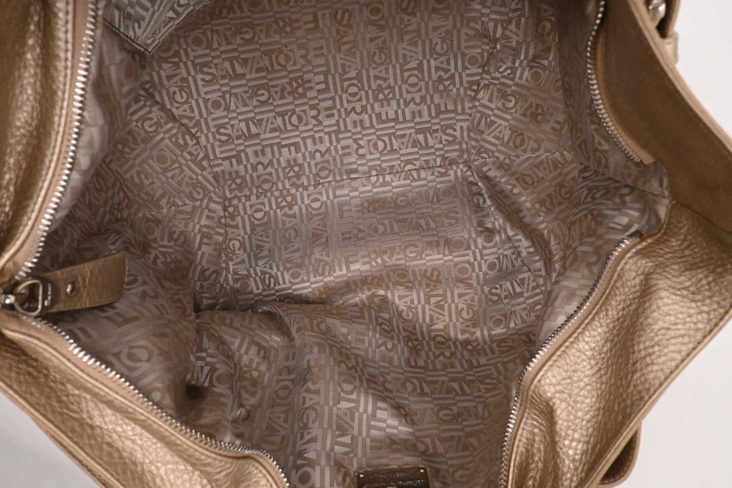 Ferragamo Tote Bag Gancini in Champagne Leather