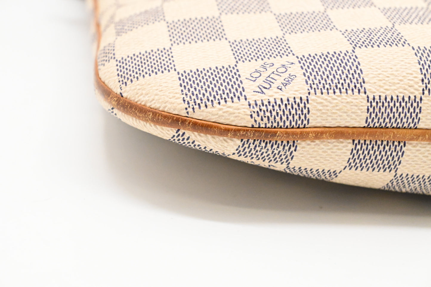 Louis Vuitton Pochette Bosphore in Damier Azur Canvas
