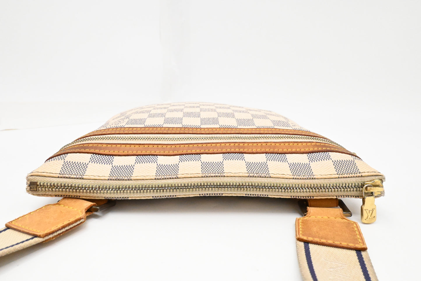 Louis Vuitton Pochette Bosphore in Damier Azur Canvas