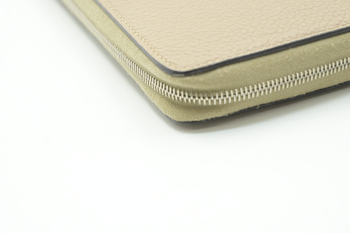 Celine Zippy Wallet in Beige Leather