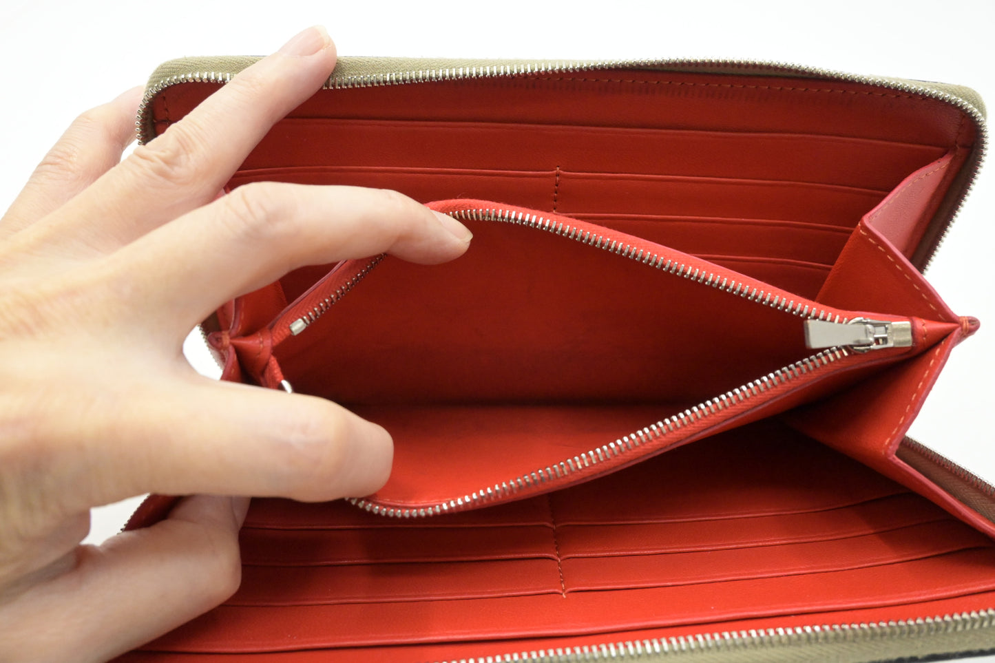 Celine Zippy Wallet in Beige Leather