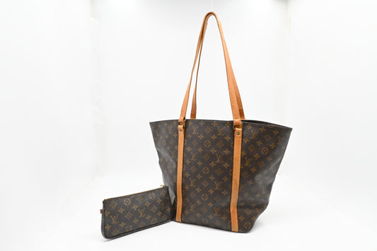 Louis Vuitton Sac Shopping 48 in Monogram Canvas