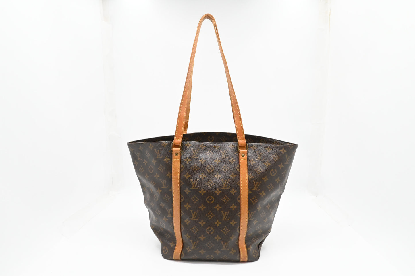 Louis Vuitton Sac Shopping 48 in Monogram Canvas