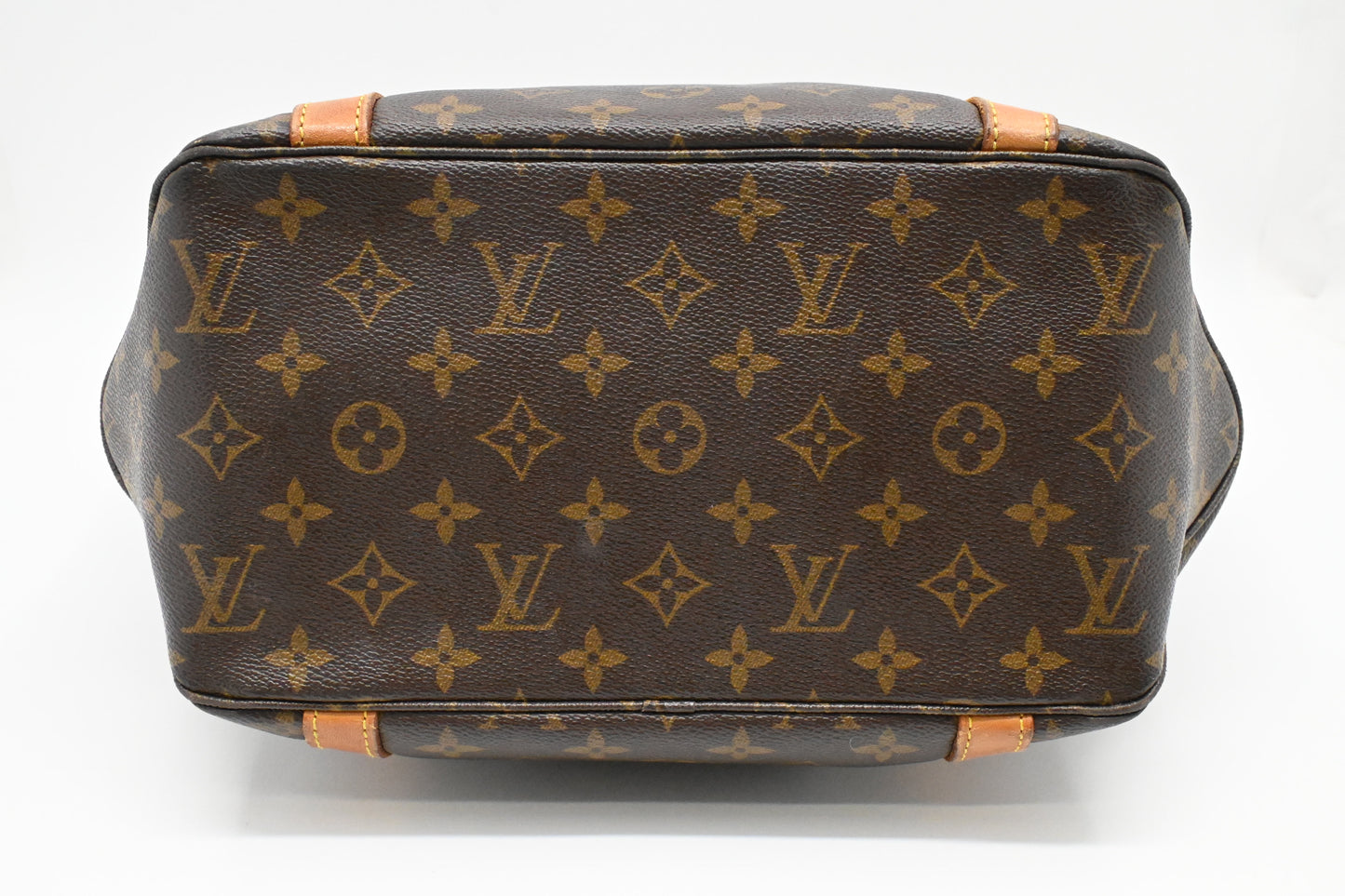 Louis Vuitton Sac Shopping 48 in Monogram Canvas