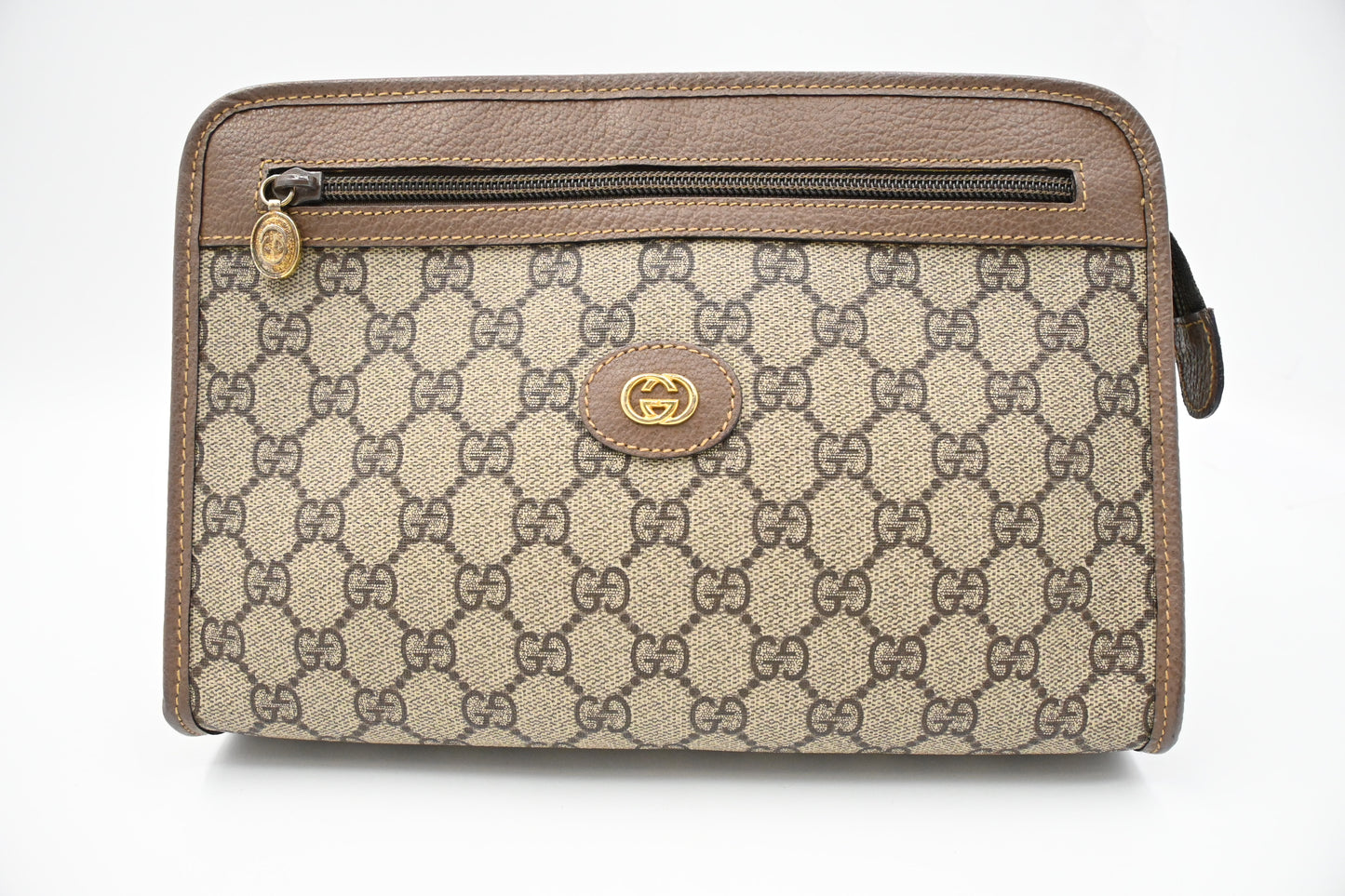 Gucci Clutch in GG Supreme Canvas