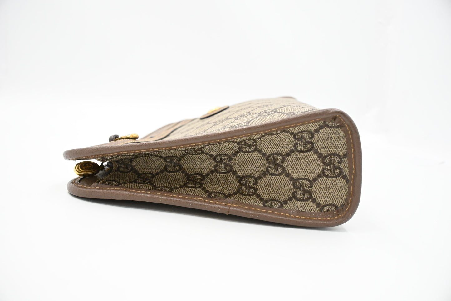 Gucci Clutch in GG Supreme Canvas